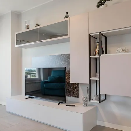 H11 Casa Liuba Giardino - Parcheggio Διαμέρισμα *