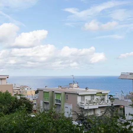 H11 Casa Liuba Giardino - Parcheggio 아파트 산레모